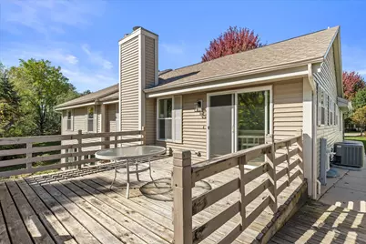 1007  Fieldridge Ct, Waukesha, WI 53188 - Photo 32