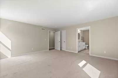 1007  Fieldridge Ct, Waukesha, WI 53188 - Photo 20