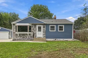 W190S7635 Circle Dr, Muskego, WI 53150 - Photo 4