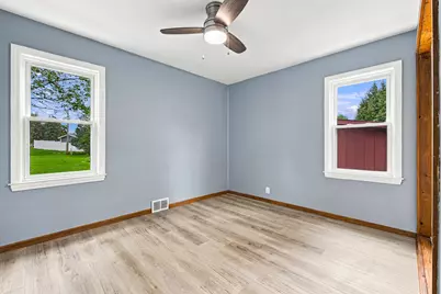 W190S7635  Circle Dr, Muskego, WI 53150 - Photo 18