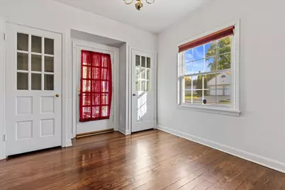 4430 W Manitoba St, Milwaukee, WI 53219 - Photo 10
