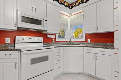 4430 W Manitoba St, Milwaukee, WI 53219 - Photo 14