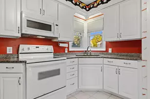 4430 W Manitoba St, Milwaukee, WI 53219 - Photo 14