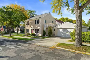 4430 W Manitoba St, Milwaukee, WI 53219 - Photo 2