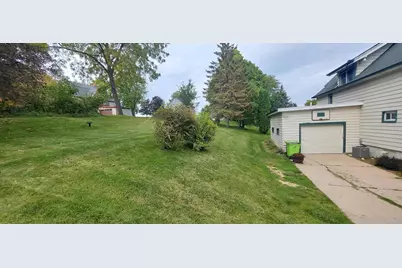 220  Commerce St, Mayville, WI 53050 - Photo 24