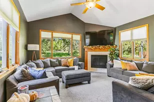301 Pinnacle Dr, Lake Mills, WI 53551 - Photo 30
