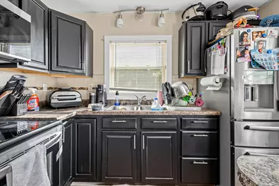 8340 W Fond Du Lac Ave, Milwaukee, WI 53218 - Photo 8
