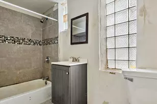 2223 S 19th St, Milwaukee, WI 53215 - Photo 18