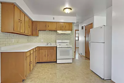 1912  35th Pl, Kenosha, WI 53140 - Photo 6