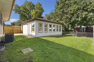 1912 35th Pl, Kenosha, WI 53140 - Photo 2