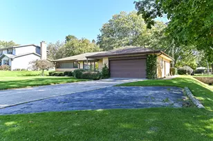 7684 S Logan Ave, Oak Creek, WI 53154 - Photo 2