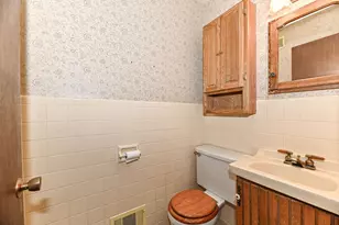 7684 S Logan Ave, Oak Creek, WI 53154 - Photo 24