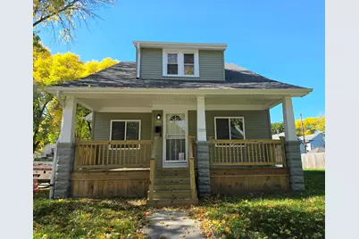 3203 N 33rd St, Milwaukee, WI 53216 - Photo 2