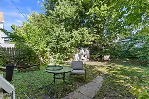 2474 S 5th Pl, Milwaukee, WI 53207 - Photo 16