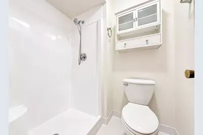 7011 N Green Bay Ave #A, Glendale, WI 53209 - Photo 12