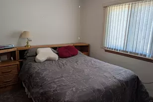 7925 W Denver Ave, Milwaukee, WI 53223 - Photo 14
