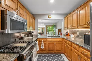 1929 Springbrook -, Waukesha, WI 53186 - Photo 20