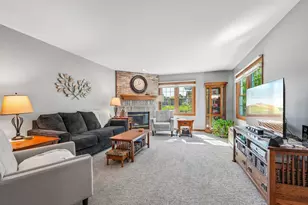 1929 Springbrook -, Waukesha, WI 53186 - Photo 12