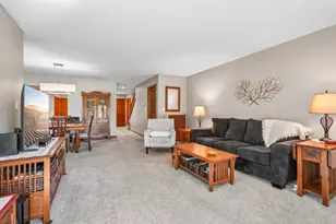 1929 Springbrook -, Waukesha, WI 53186 - Photo 14