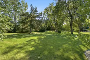 W173N7422 Joanne Dr, Menomonee Falls, WI 53051 - Photo 42