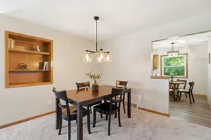 W173N7422 Joanne Dr, Menomonee Falls, WI 53051 - Photo 8