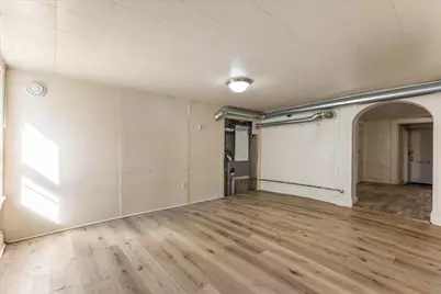 2478 S 5th Pl, Milwaukee, WI 53207 - Photo 4