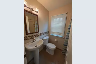 3760 N 85th St, Milwaukee, WI 53222 - Photo 26