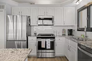101 Broad St, Lake Geneva, WI 53147 - Photo 10