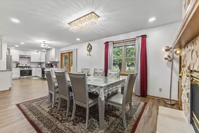 3950 W Minnesota Ave, Franklin, WI 53132 - Photo 8