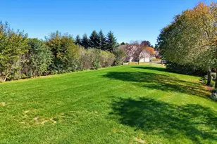 S60W24120 Red Wing Dr, Waukesha, WI 53189 - Photo 32