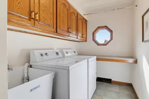 S60W24120 Red Wing Dr, Waukesha, WI 53189 - Photo 22