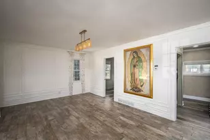 945 W Waterford Ave, Milwaukee, WI 53221 - Photo 10