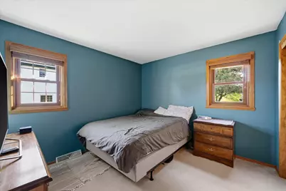 W249N5821  Swan Ct, Sussex, WI 53089 - Photo 18