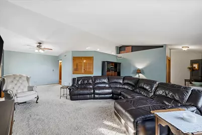 W249N5821  Swan Ct, Sussex, WI 53089 - Photo 28
