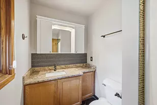 W249N5821 Swan Ct, Sussex, WI 53089 - Photo 16