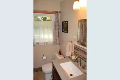 404  Willow Ln, South Milwaukee, WI 53172 - Photo 14