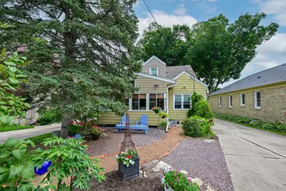 2361 N 82nd St, Wauwatosa, WI 53213 - Photo 32