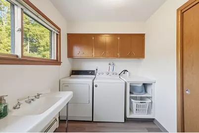 409  Parkway Dr, South Milwaukee, WI 53172 - Photo 22