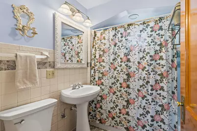 2323 N 66th St, Wauwatosa, WI 53213 - Photo 18