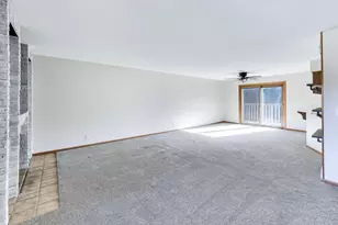 5600 Cambridge Ln, Racine, WI 53406 - Photo 4