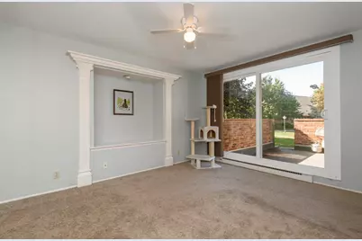 5196  Woodbridge Ln, Greenfield, WI 53221 - Photo 14