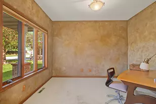 424 French Rd, Onalaska, WI 54650 - Photo 28