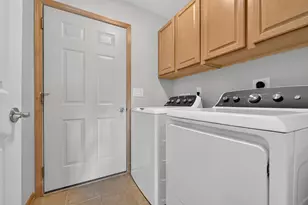 539 Bolson Dr, Oconomowoc, WI 53066 - Photo 20