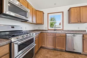 2020 Cedarwood Ave, Sparta, WI 54656 - Photo 8