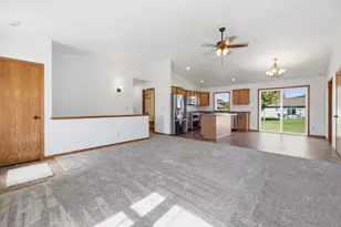 2020 Cedarwood Ave, Sparta, WI 54656 - Photo 4