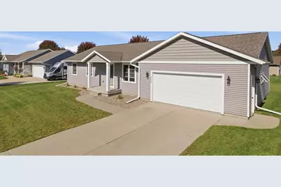 2020  Cedarwood Ave, Sparta, WI 54656 - Photo 2