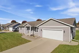 2020 Cedarwood Ave, Sparta, WI 54656 - Photo 2