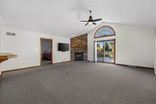 N161W18939 Oakland Dr, Jackson, WI 53037 - Photo 8