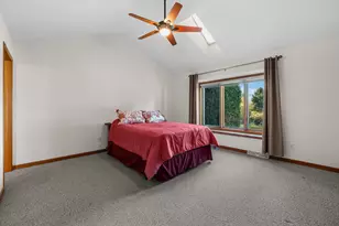N161W18939 Oakland Dr, Jackson, WI 53037 - Photo 14