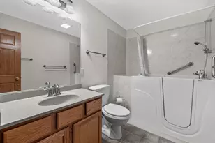 N161W18939 Oakland Dr, Jackson, WI 53037 - Photo 18